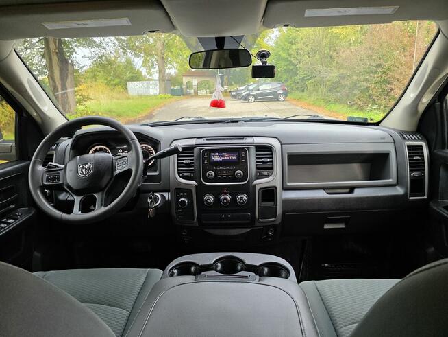 Dodge Ram 1500 Quad Cab 4x4 z 2016