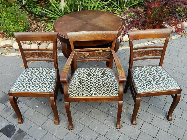 Stylowy zestaw mebli - stolik kawowy + 3 krzesła tapicerowan