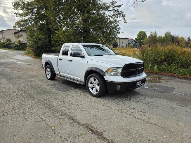 Dodge Ram 1500 Quad Cab 4x4 z 2016