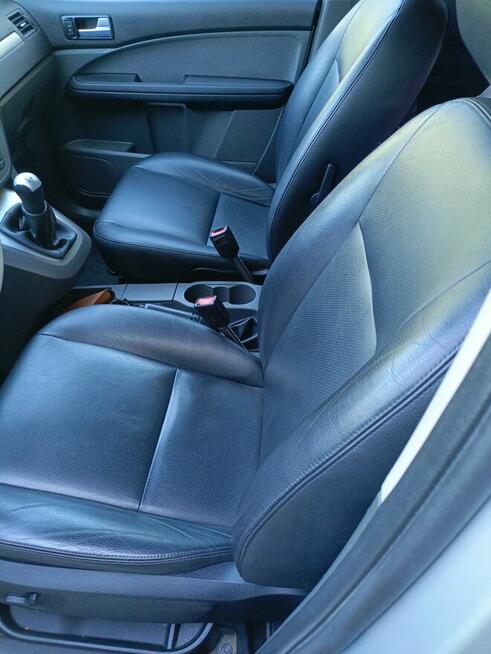 Samochód osobowy c max tapicerka skóra naturalna