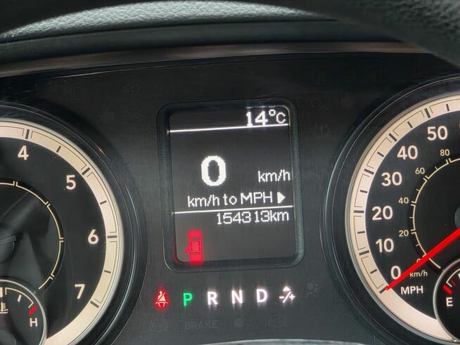 Dodge Ram 1500 Quad Cab 4x4 z 2016