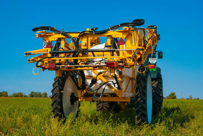 Opryskiwacze zaczepiane - Kronos 2500l-3000l