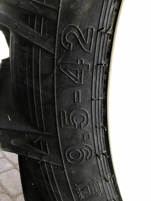 Opryskiwacze zaczepiane Boguslav - Titan 3000l 24m-28m Belka