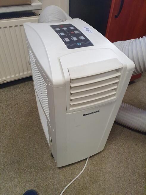 Syndyk sprzeda laptopy, telefony, meble i inne