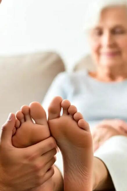 Masaż osób starszych z dojazdem do domu klienta