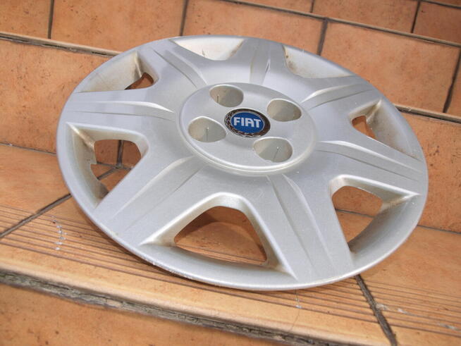 Fiat kołpaki 14 oryginalne (komplet 4 sztuki)