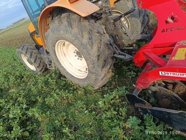 Ciągnik Renault celtis 436