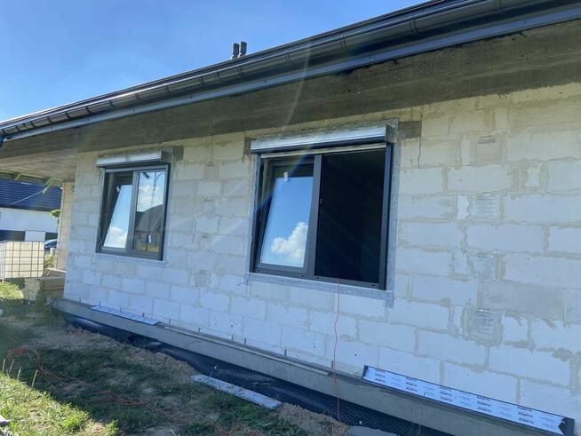 Sprzedawców okien do współpracy