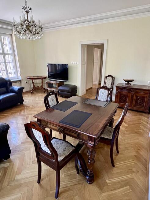 Stylowe 4-pokojowe mieszkanie w centrum Bielska-Białej 118m2