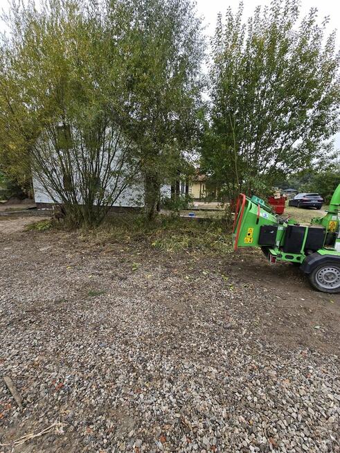 Koparki uslugi ziemne i ogrodnicze koszenie karczowanie rębak