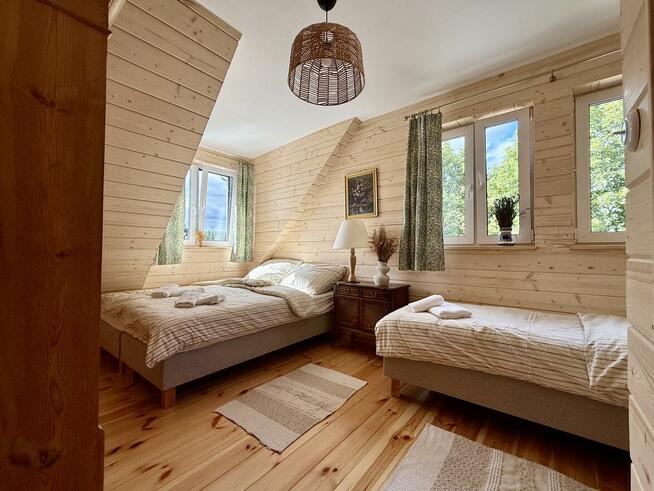 Dom szkieletowy z tynkiem glinianym – 200 m od jeziora Serwy