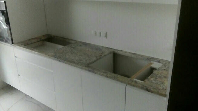 EM-DI parapety, blaty, rolety i inne