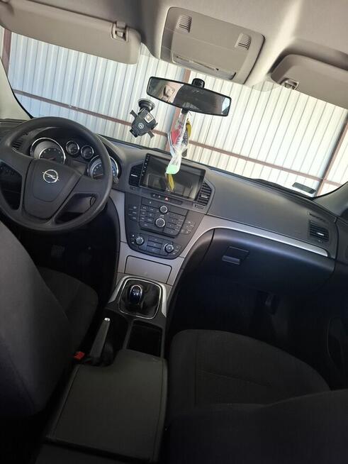 Sprzedam opla insignie 1.8 benzyna 2009 r przebieg 234tys Au