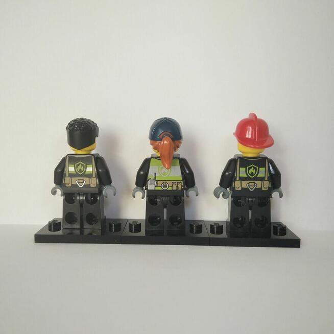 Lego City Strażacy pakiet 3 figurek nr7