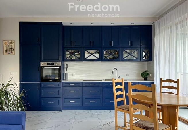 Jasne 3 pokoje+ balkon + loggia +komórka+ garaż