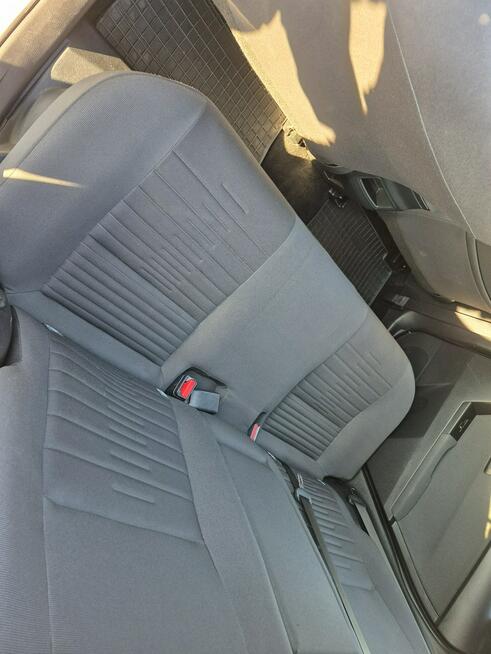 Toyota Auris 1.8 hybrid climatronic kamera grzane fotele