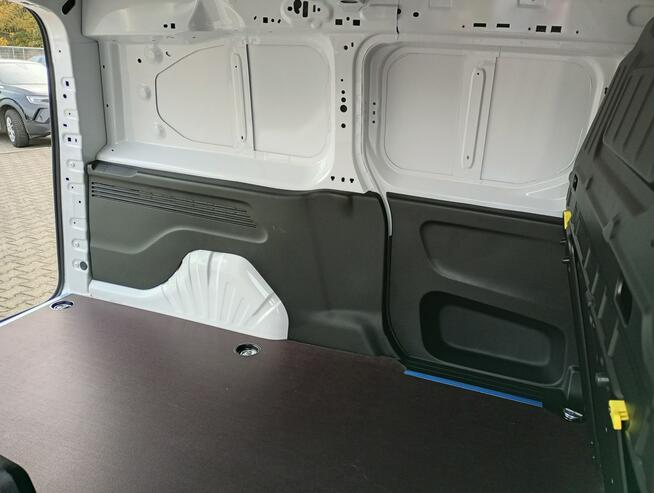 Citroen Berlingo XL 950 kg BlueHDi 130 KM od ręki