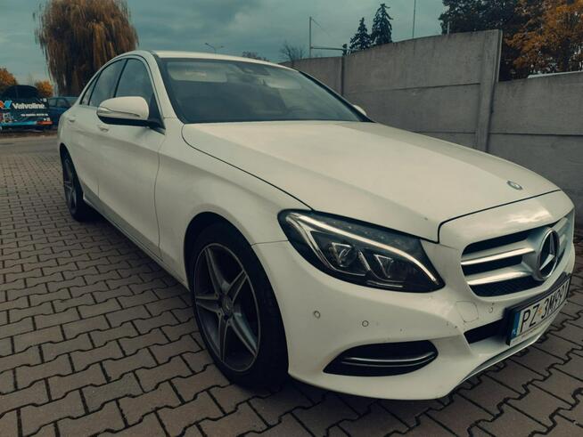 Mercedes C 180 Prywatny * Zarejestrowany * Serwisowany * Felgi AMG * Skóra