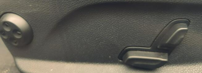 Mercedes C 180 Prywatny * Zarejestrowany * Serwisowany * Felgi AMG * Skóra