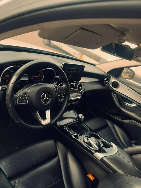 Mercedes C 180 Prywatny * Zarejestrowany * Serwisowany * Felgi AMG * Skóra