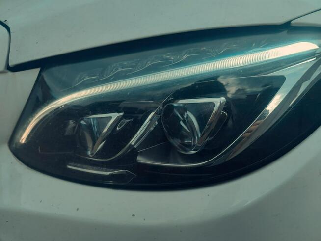 Mercedes C 180 Prywatny * Zarejestrowany * Serwisowany * Felgi AMG * Skóra