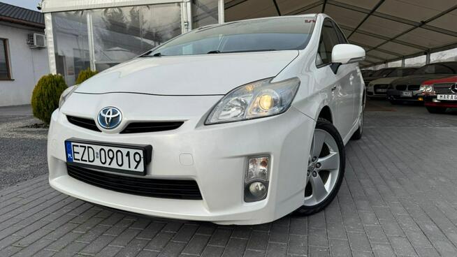 Toyota Prius 1.8 Benzyna HYBRYDA* 180 KM* Automat* Zarejestrowana*