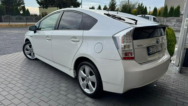 Toyota Prius 1.8 Benzyna HYBRYDA* 180 KM* Automat* Zarejestrowana*