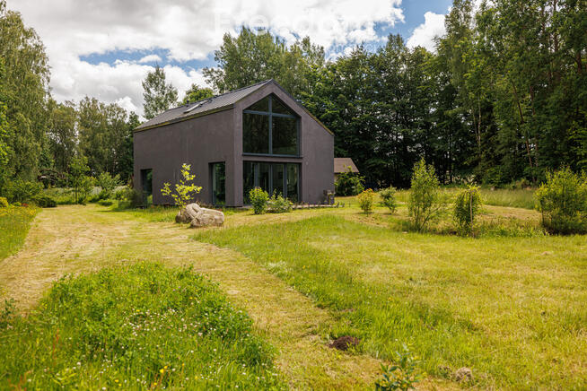 Duży teren z własnym lasem 12 minut od Obwodnicy