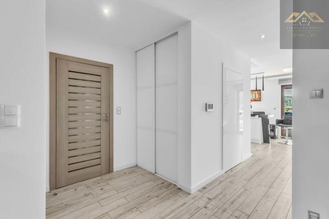 Dom Zaczarnie gm. Lisia Góra