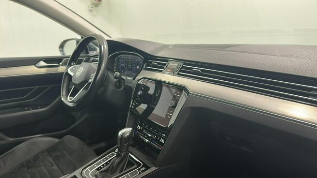 Volkswagen Passat 2.0 TDI Elegance DSG