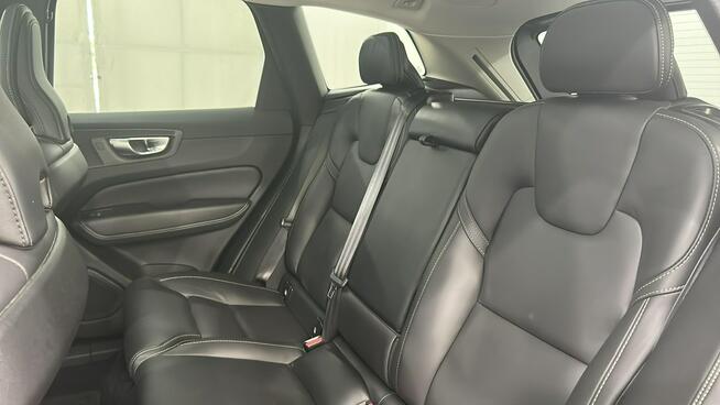 Volvo XC 60 B5 D AWD Inscription hak