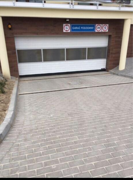 Garaż podziemny przy ul. Dowgielewiczowej