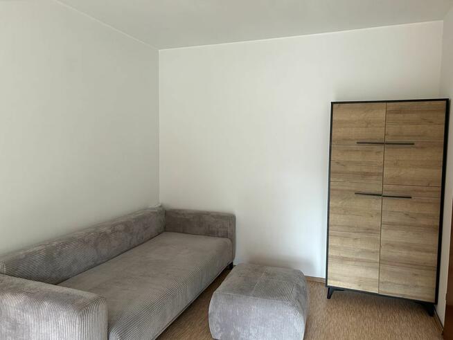 2 pok wysoki parter z balkonem na Górczynie