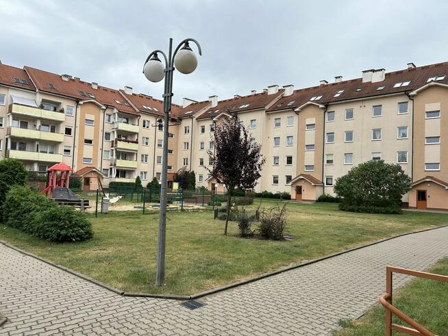 2 pok wysoki parter z balkonem na Górczynie