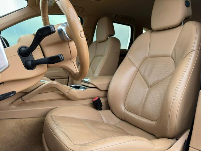 Porsche Cayenne Tempomat / Kamera cofania / Szyberdach / Podgrzewane fotele / FV 23%