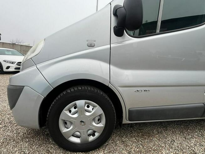 Renault Trafic 2.0dci*115PS*153.000KM*Bose*Hak*Navi*Tempomat*9-osobowy*Opłacony