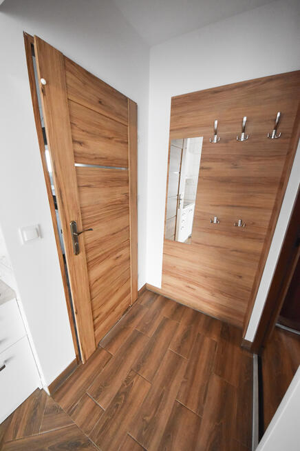 Mieszkanie z podwórkiem i miejscem parkingowym