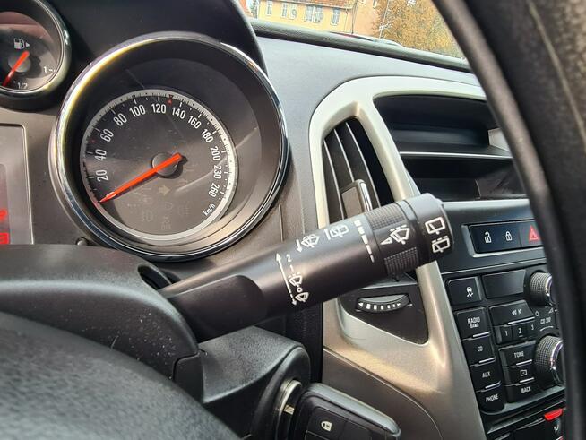 Opel Astra GAZ 1.6 115KM Klimatyzacja Tempomat Halogeny Opony Zimowe Gratis