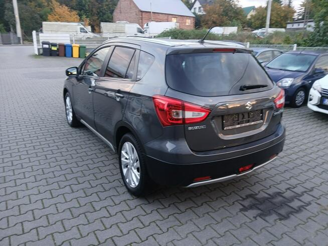 Suzuki SX4 S-Cross 1.0i TURBO 112PS klimaaut navi kamera alufelgi stan BDB