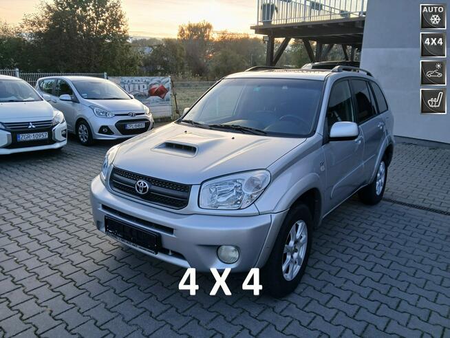 Toyota RAV-4 2.0D4D lift 4X4 skóry klimatronik tempomat alufelgi podgrz fotele