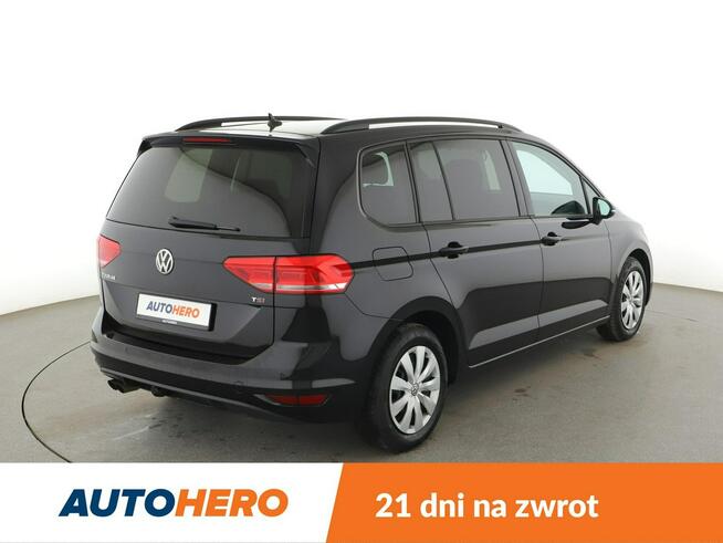 Volkswagen Touran 7 os. DSG navi klima auto grzane fotele czujniki parkowania