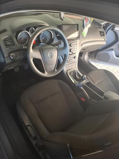 Sprzedam opla insignie 1.8 benzyna 2009 r przebieg 234tys Au