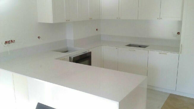 EM-DI parapety, blaty, rolety i inne