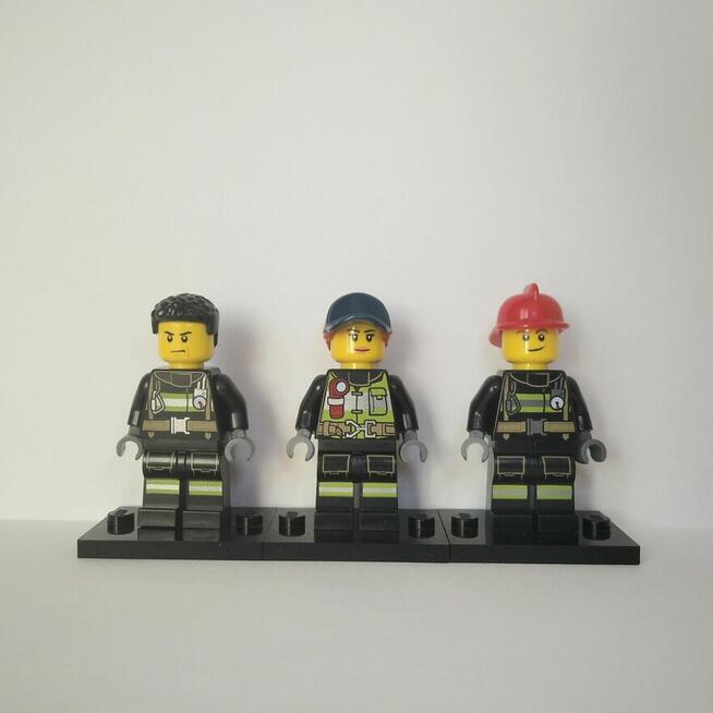 Lego City Strażacy pakiet 3 figurek nr7