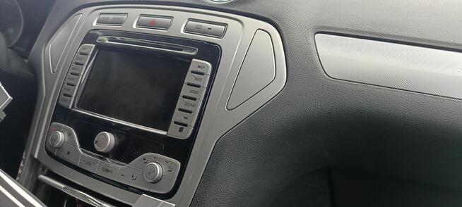 sprzedam forda mondeo MK4 na części kod lakieru E6