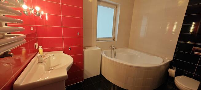 Wynajmę dom jednorodzinny z garazewem