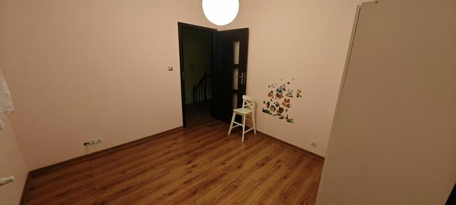 Wynajmę dom jednorodzinny z garazewem