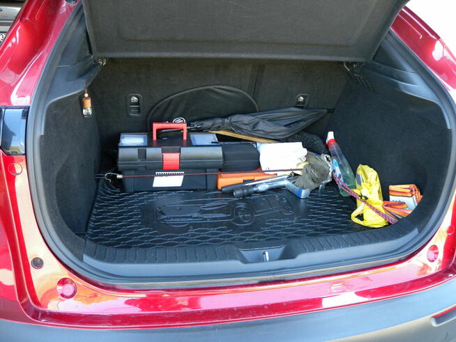 sprzedam samochód Mazda CX 30