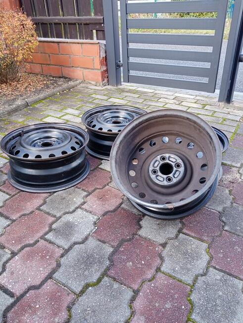 Sprzedam 4 felgi stalowe