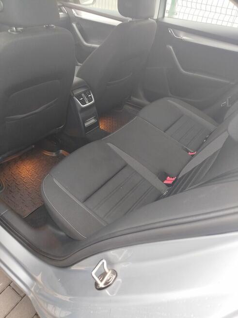 Skoda Octavia benzyna, klimatyzacja